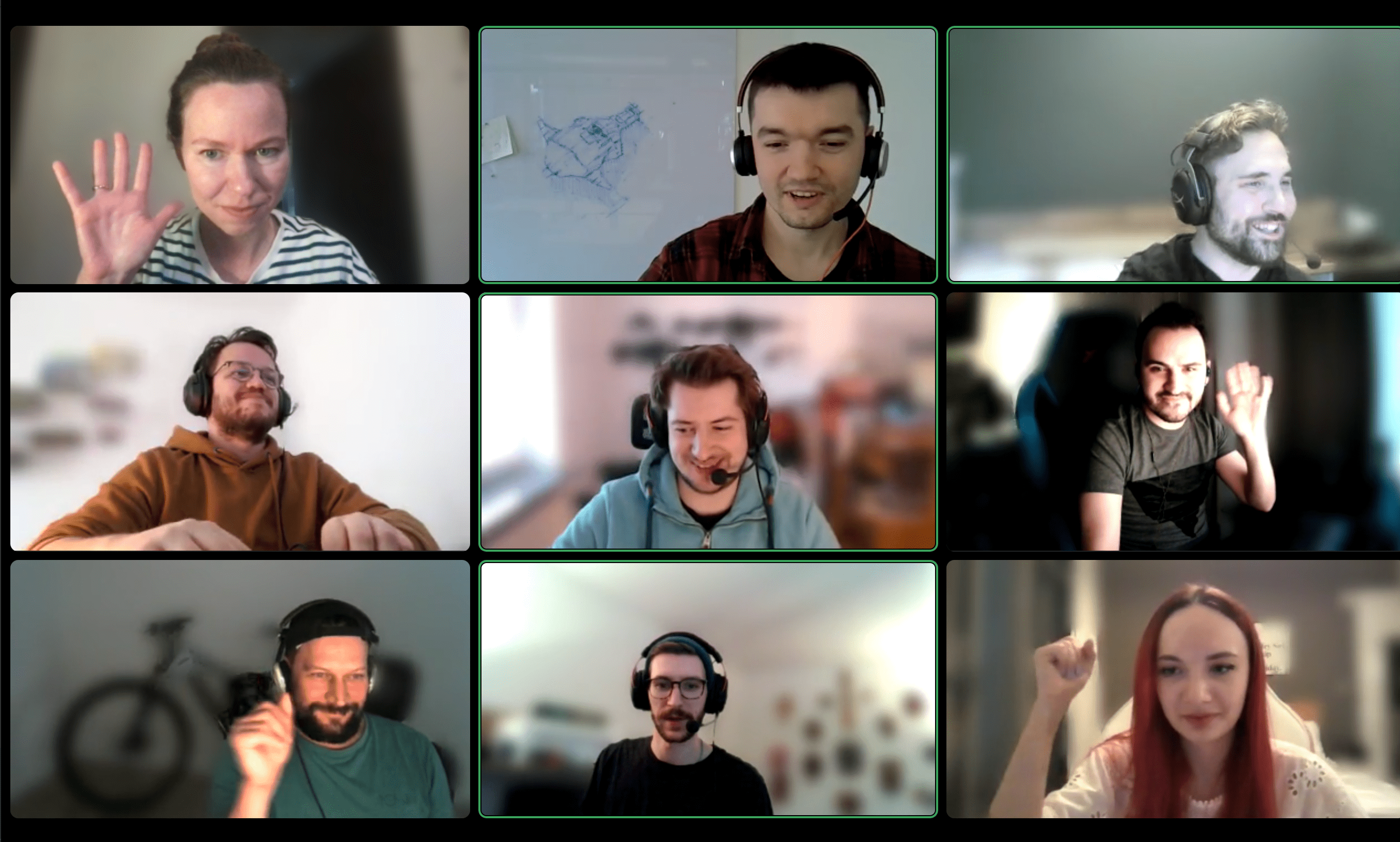 The Efficient Management of the Decentralized Team